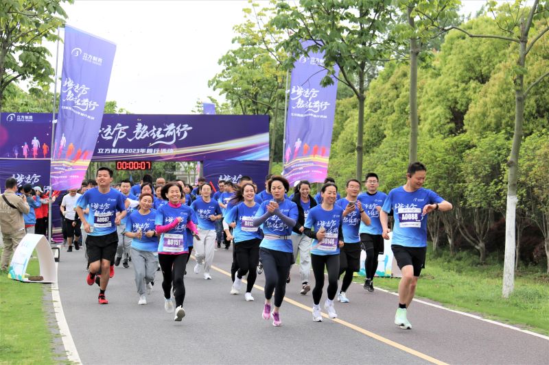 1682245874941038.jpg 4708c025076882e0b80542d0d1f23a7.jpg